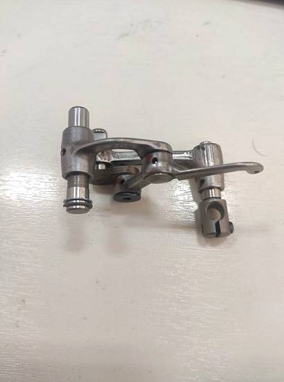 ΠΕΤΕΙΝΟΣ PFAFF 34-6/01 (91-006781-91) TAKE UP LEVER FULL. ASSEMB.