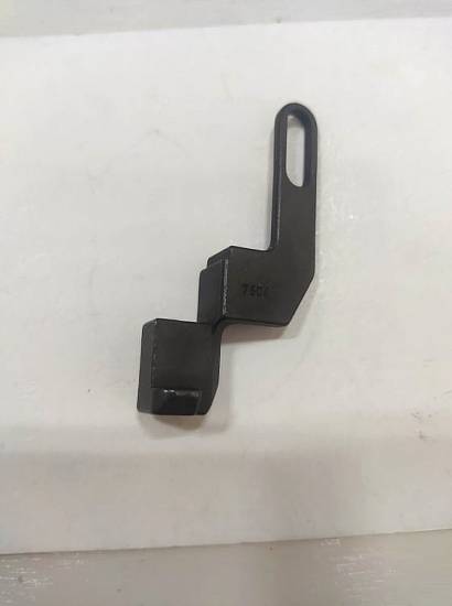 LIFTING BRACKET PFAFF 138 (91-007604-15)
