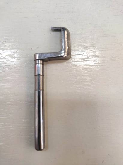 BOBBIN CASE OPENER / ΧΤΥΠΗΤΗΡΑΣ ΣΤΡΟΦΑΛΟΥ PFAFF 91-011990-05